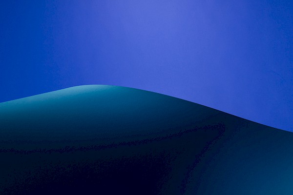 Blue bendings (2017)